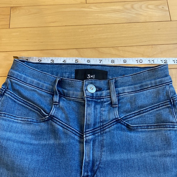 3x1 Light Wash High Rise Skinny - Picture 7 of 9